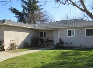 1760 Sussex Ave, Clovis, CA 93611