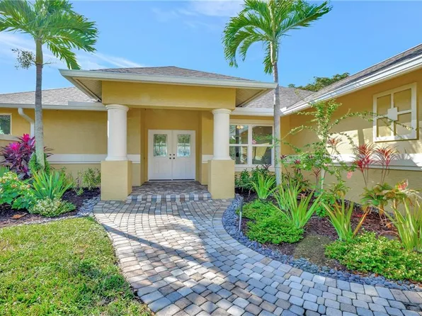 2274 River Reach DR, NAPLES, FL 34104