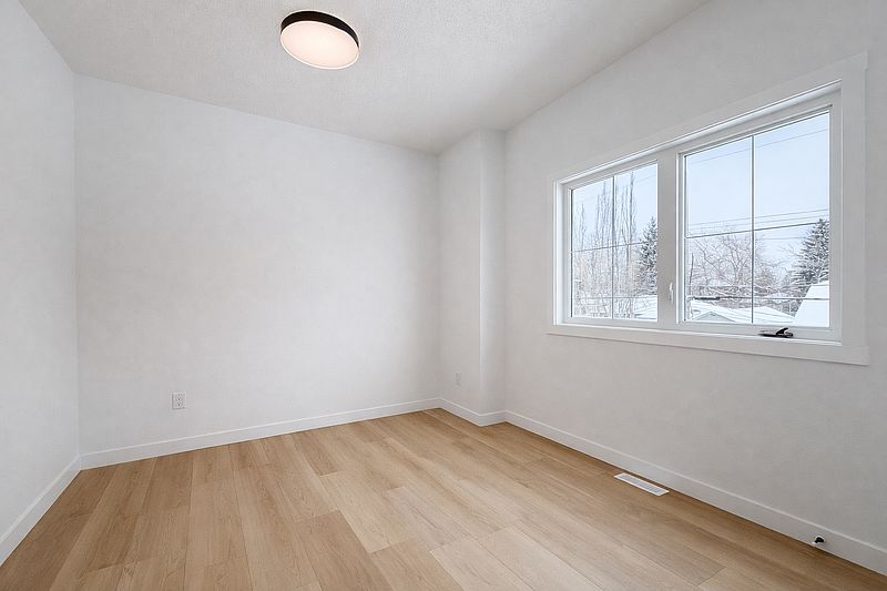 Calgary Townhouse for rent - 3 Bedrooms — photo 13