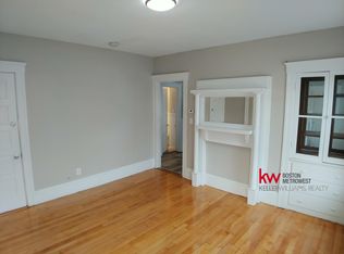 76 Townsend St APT 2, Worcester, MA 01609