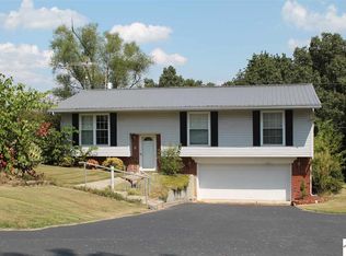 115 Whipporwill Dr, Marion, KY 42064