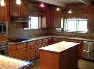 318 S School St, Grass Valley, CA 95945