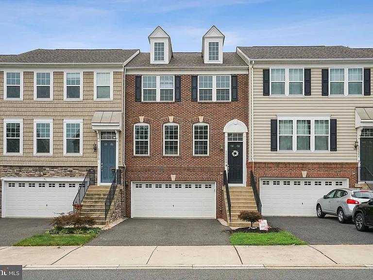 16608 Danridge Manor Dr — Photo 1