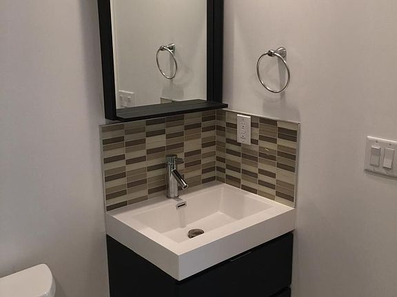 4th image of 1121 N Sweetzer Ave APT 7