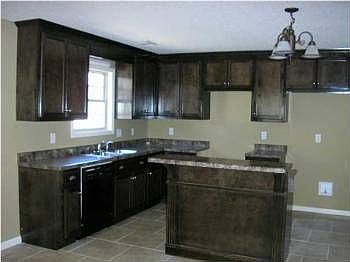 2nd image of 164 Bradford Cir