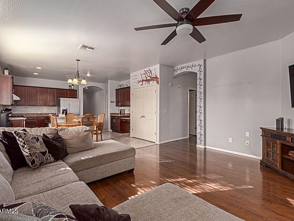 5th image of 2833 S 88TH Lane