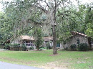 2 E Franklin Ave, Hawkinsville, GA 31036