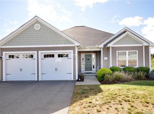 45 Roberts Trce, Bristol, CT 06010