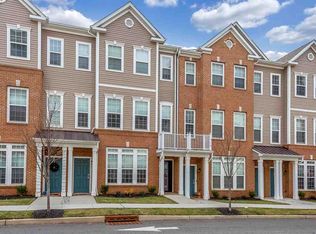 121 Eisenhower Ln, Wood Ridge, NJ 07075