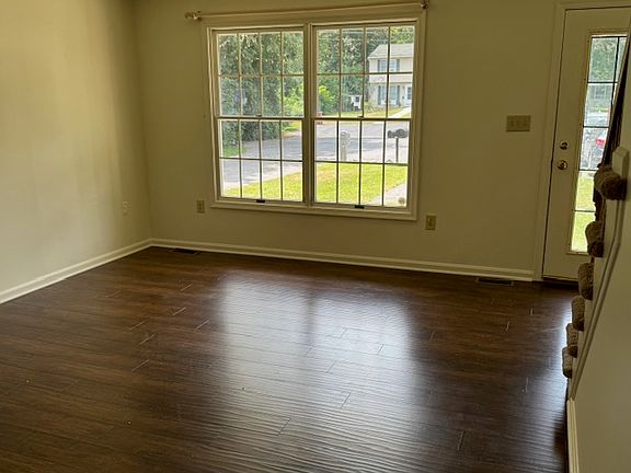 4th image of 1216 Rose Hill Ave #1216