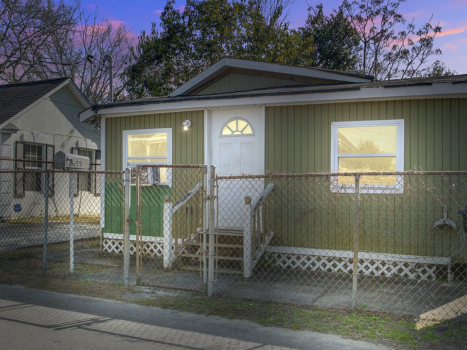 1st image of 2055 Beech Ave