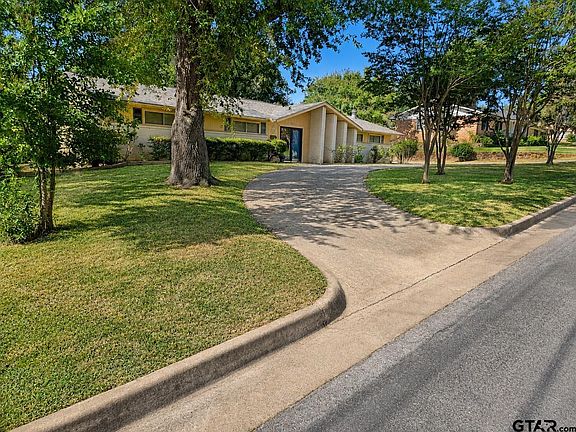 5th image of 1911 Sterling Dr