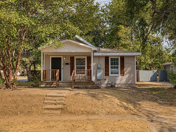 4th image of 2803 Valentine St