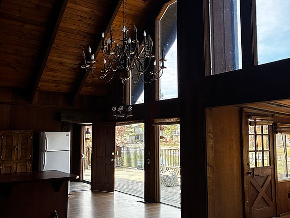 living/dining room