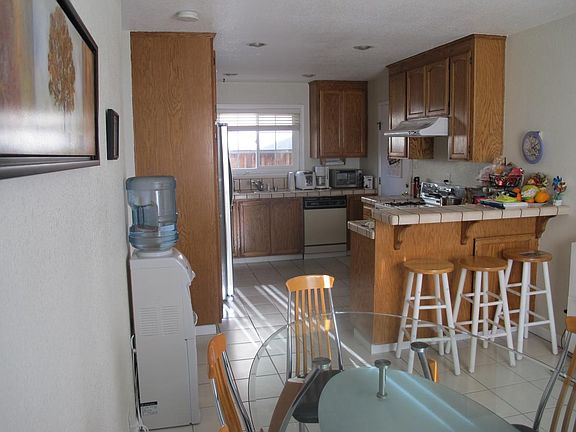 4th image of 2193 Lakewood Dr