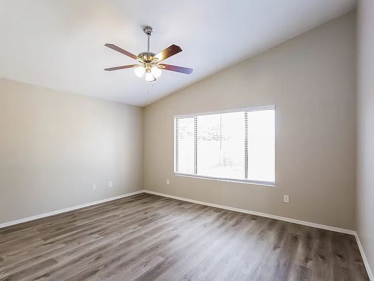 1510 N Saddle St — Photo 9