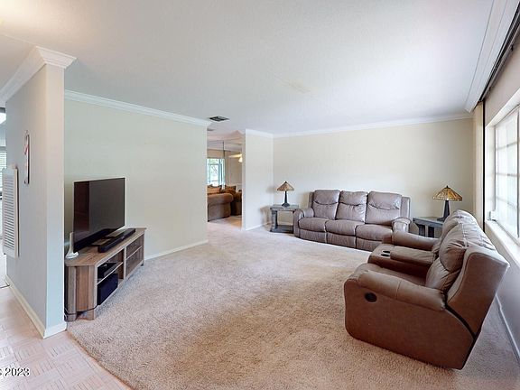 4th image of 1234 Royal Birkdale Cir