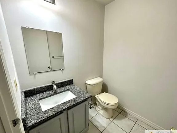 5th image of 124 Salem Rd