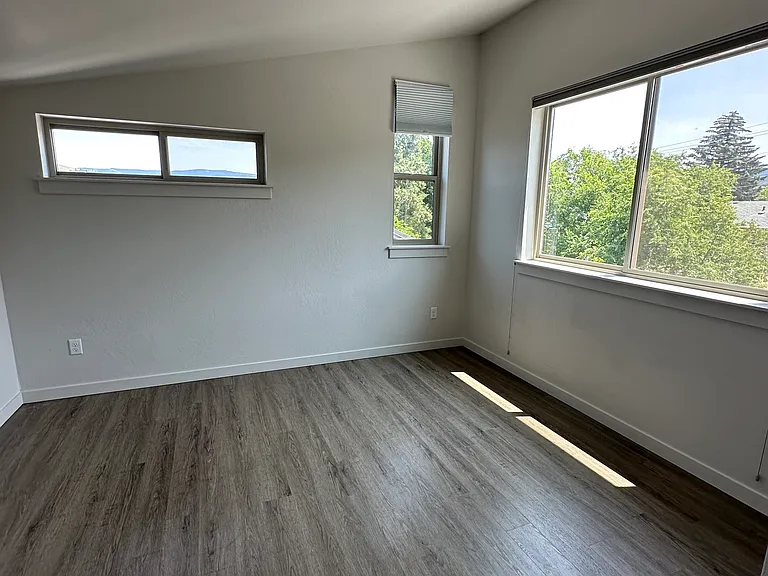 96 Dunn Cir — Photo 12