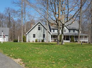 73 Wolf Pit Rd, Southbury, CT 06488