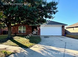 1005 Westridge Dr, Yukon, OK 73099