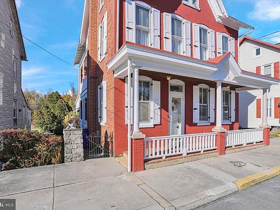 3rd image of 2127 Main St