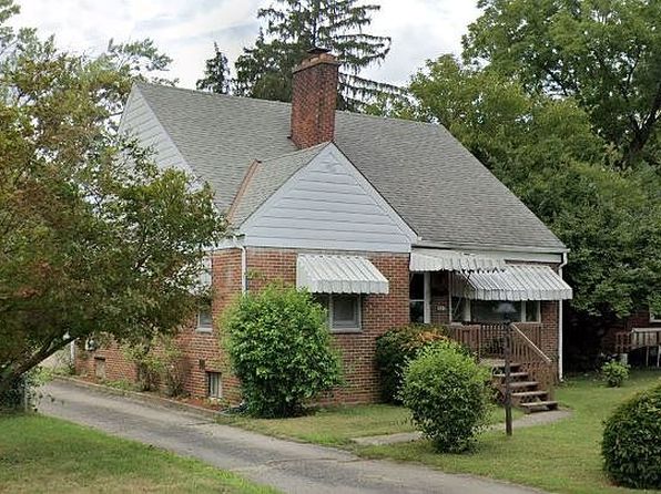 127 S James Rd