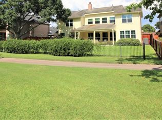 7911 Alamar Dr, Houston, TX 77095
