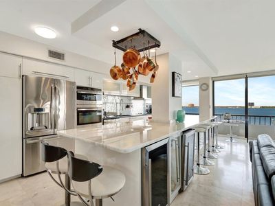 5550 N Ocean Dr APT 10D, Riviera Beach, FL, 33404