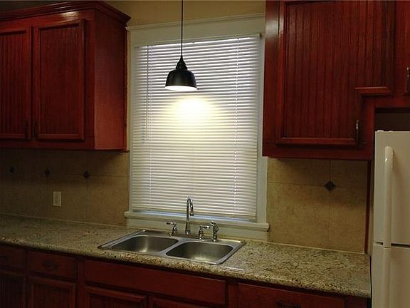 4th image of 1018 Mazant St #1018