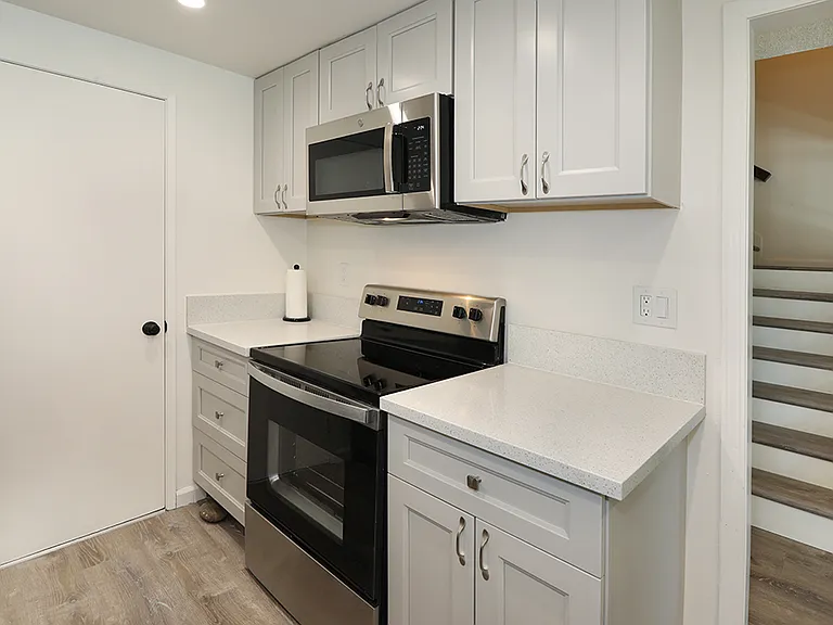 7912 Rainbow Cir #1 — Photo 8