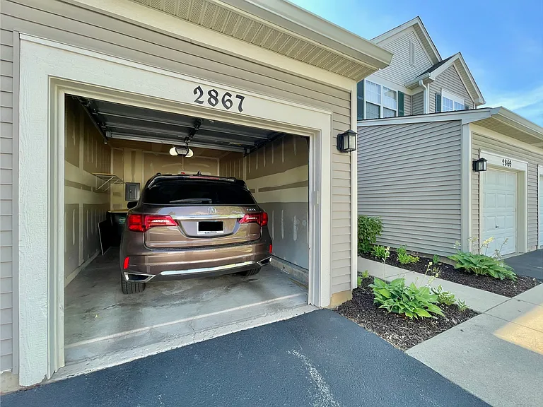 2867 Falling Waters Dr — Photo 1