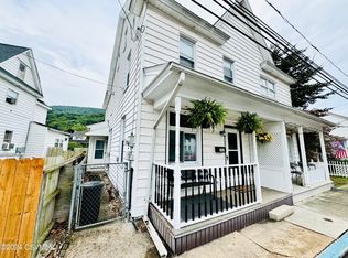 916 Center St, Coal Township, PA