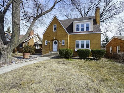 111 N Burton Ave, Waukegan, IL, 60085