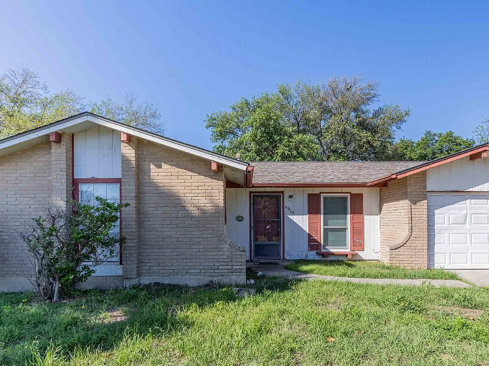 4910 Tennyson Dr