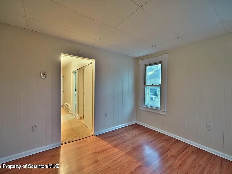 1345 Monsey Ave — Photo 8