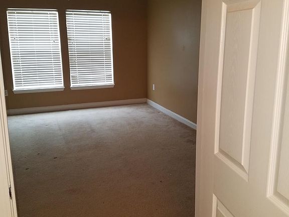 Picture of similar apartment