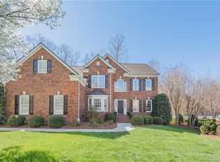 2120 Retana Dr, Charlotte, NC 28270