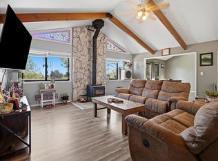 40528 Jean Rd W, Oakhurst, CA 93644