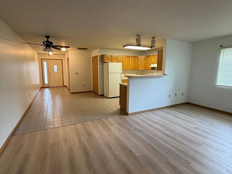 4300 Fireclay Ct — Photo 6