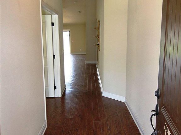 2nd image of 4923 Makenna Cir