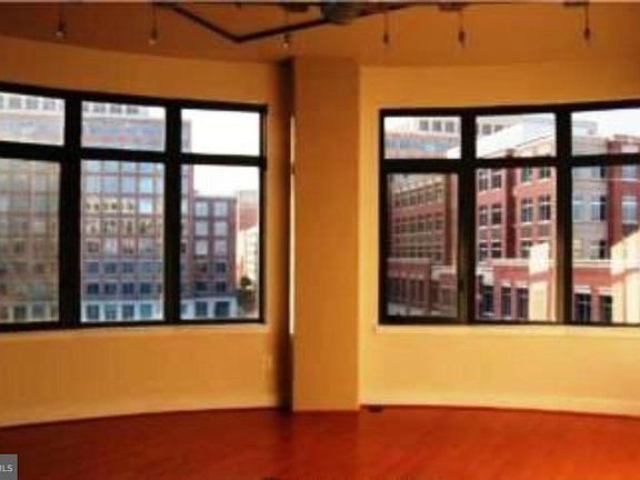 5th image of 520 John Carlyle St Unit 416