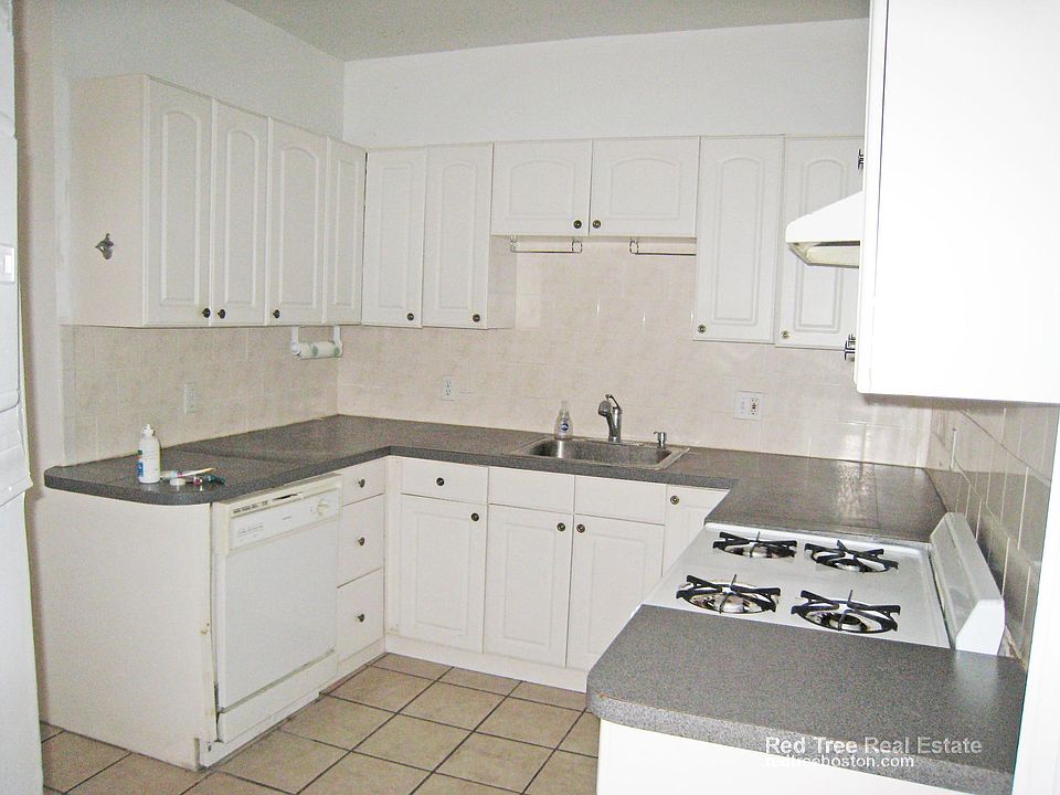 1st image of 350 Saint Paul St #3