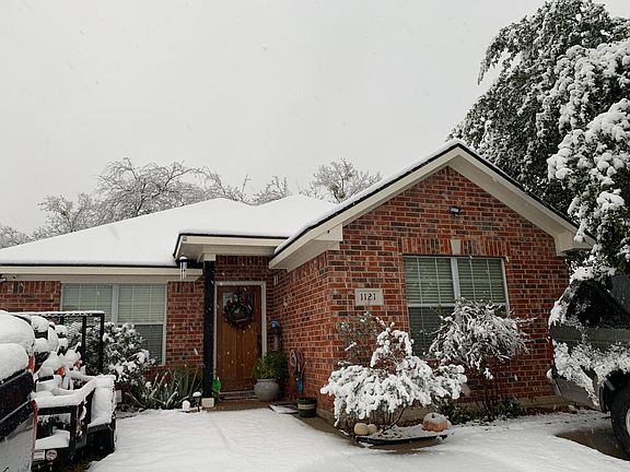 3rd image of 1121 Carolina St
