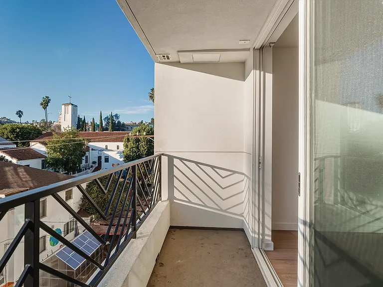 The Sophia - 1759 N Gower St — Photo 35