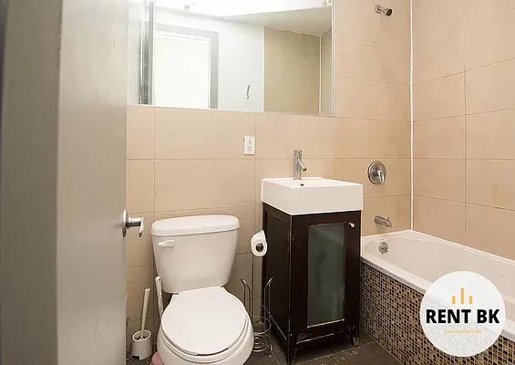 Rented by RENTBK LLC | media 5