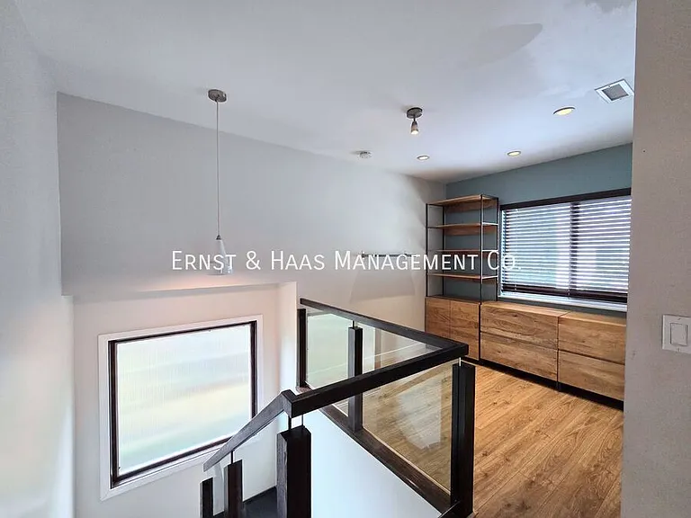 129 Orange Ave — Photo 23