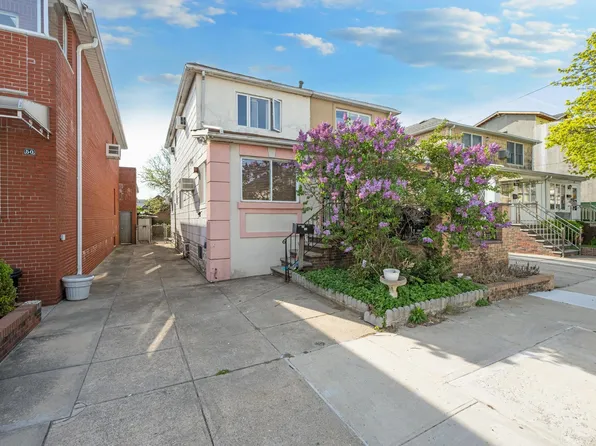 48 King Place image 1 of 2
