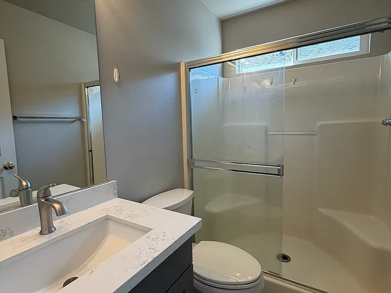 3rd level - primary bathroom