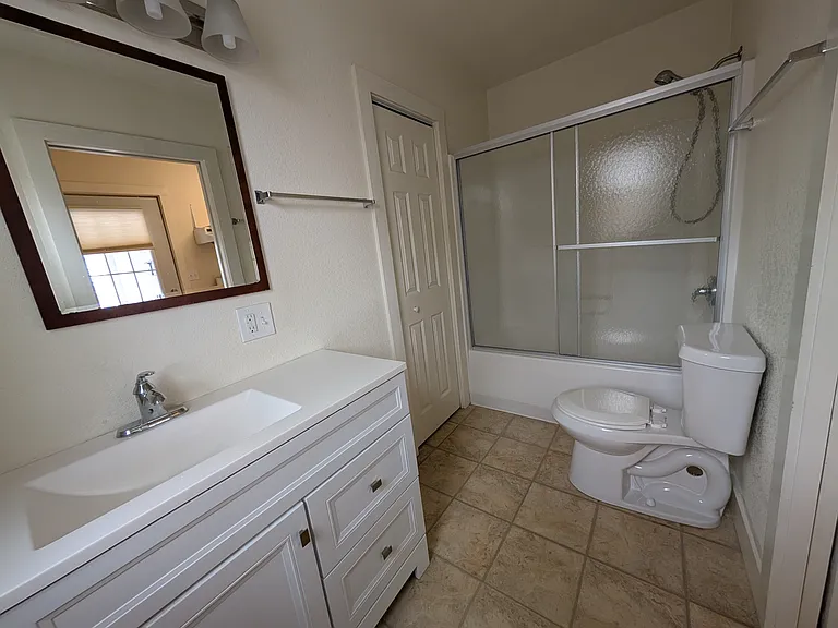 210 Michigan St #1 — Photo 8